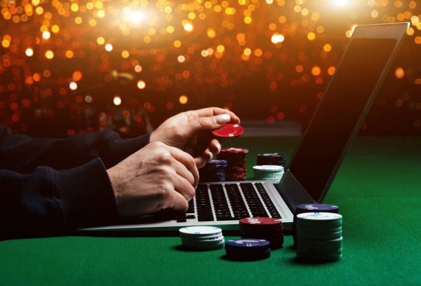 Studio dealer multi-kamera Live Game Shows di rappa dengan interface bermain